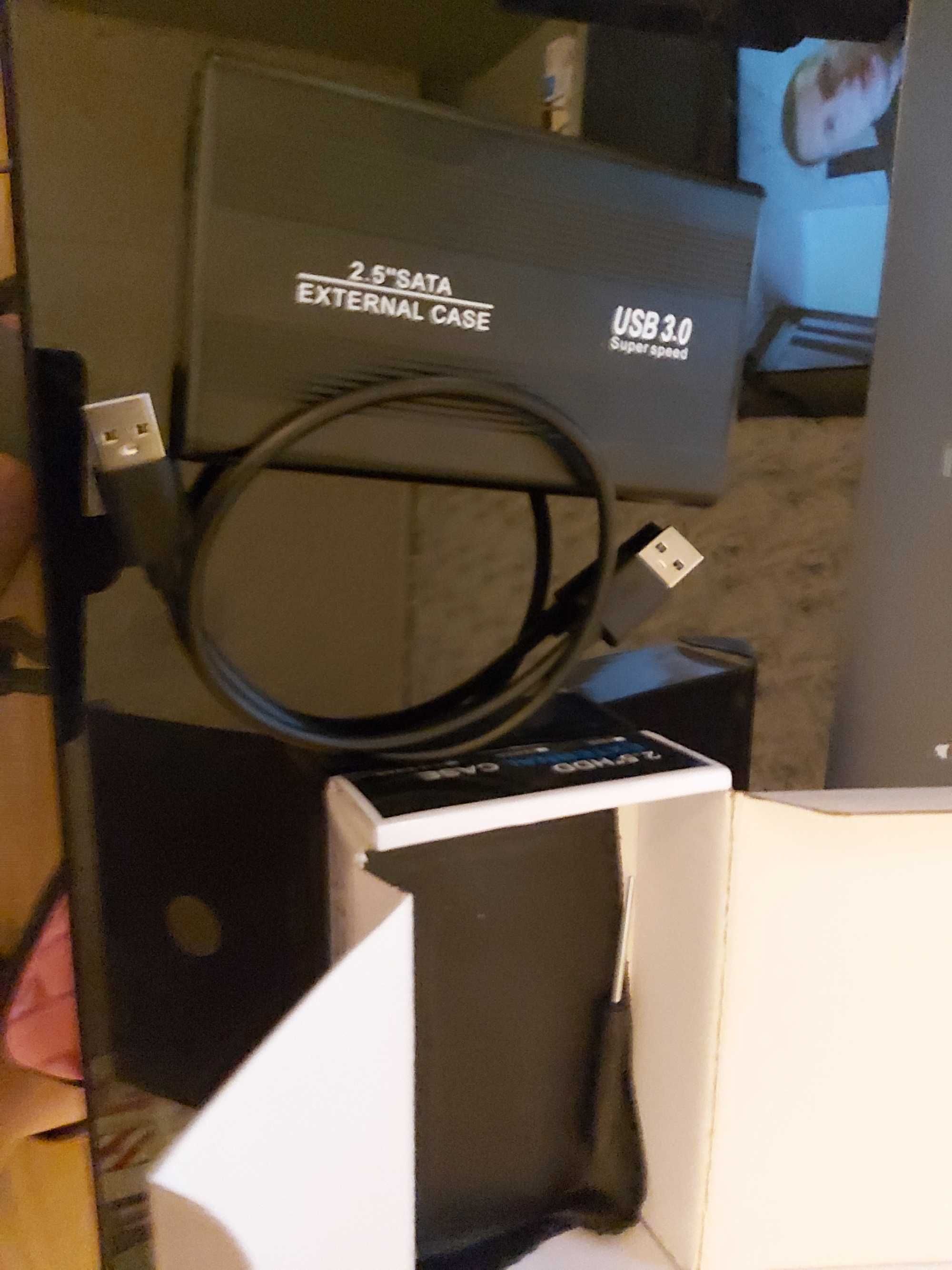 Dysk zewnętrzny HDD 650 GIG  wszystkie konsole laptop  telewizory  itp