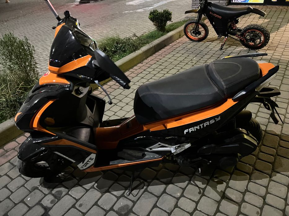 Скутер Forte Fantasy 125