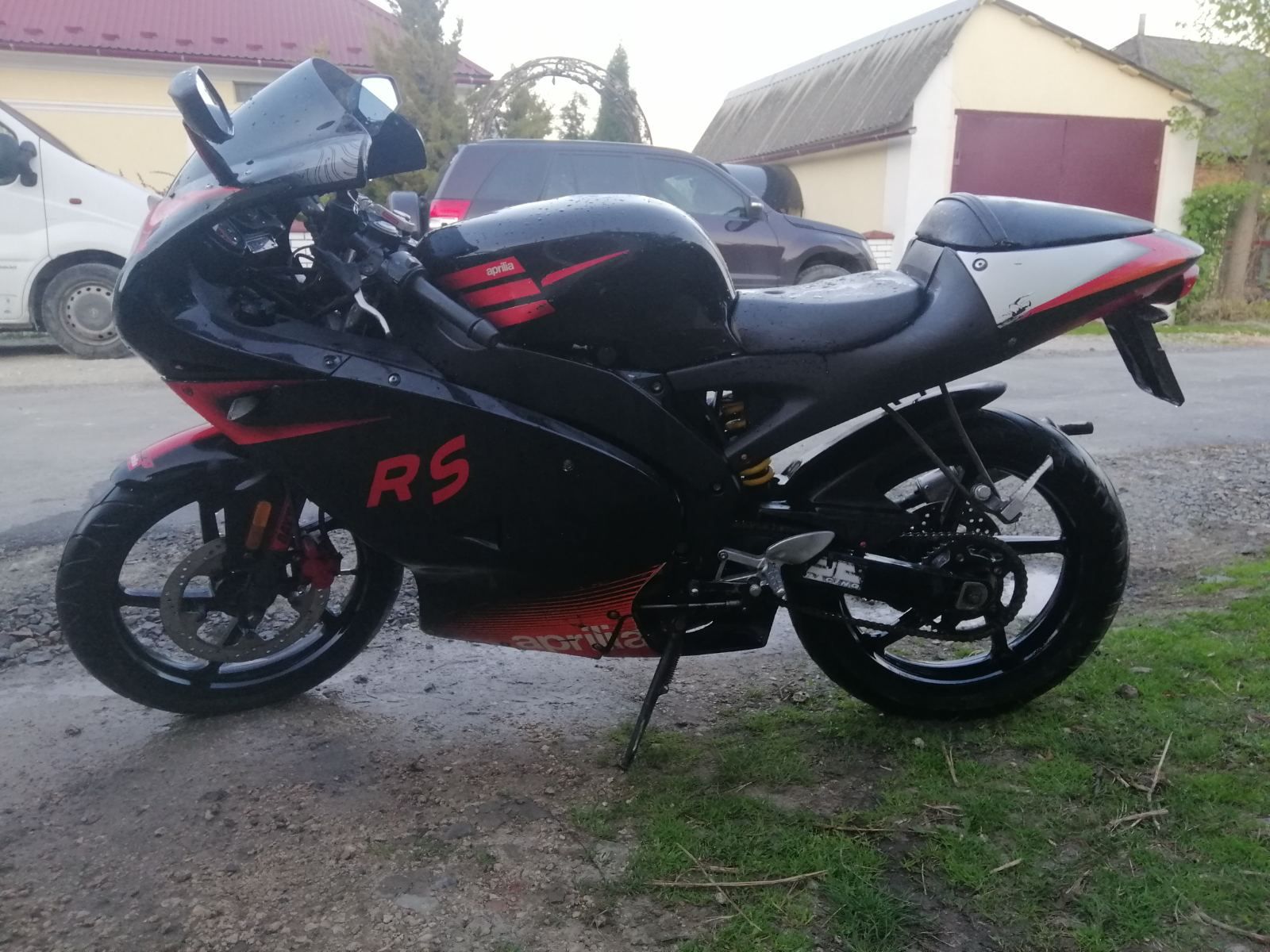 Скутер Aprilia RS 50, 2003 р 49 куб., бензин, спорт байк. мопед