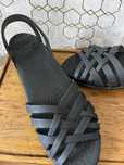 Crocs сандалі нові