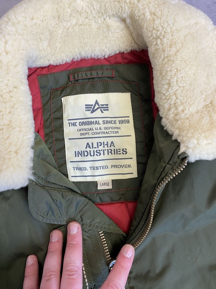 Бомбер Alpha Industries