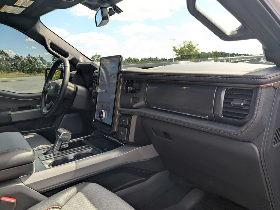 2024 Ford F-150 Lightning Lariat SuperCrew