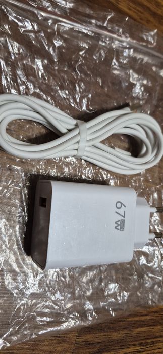 Зарядний пристрій 67w з кабелем 2 м