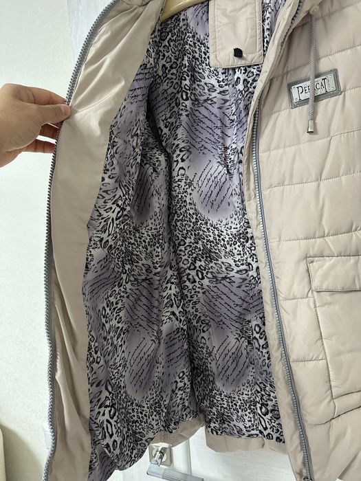 Продам зимову жіночу куртку