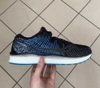 Нові кросівки Saucony Liberty ISO 2