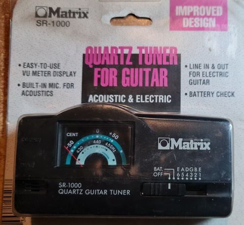 Matrix SR-1000 Kwarcowy tuner gitarowy