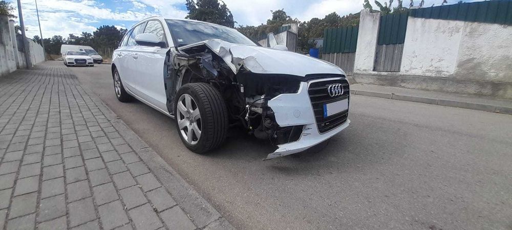 Audi A6 2.0TDI 177CV, acidentada a circular