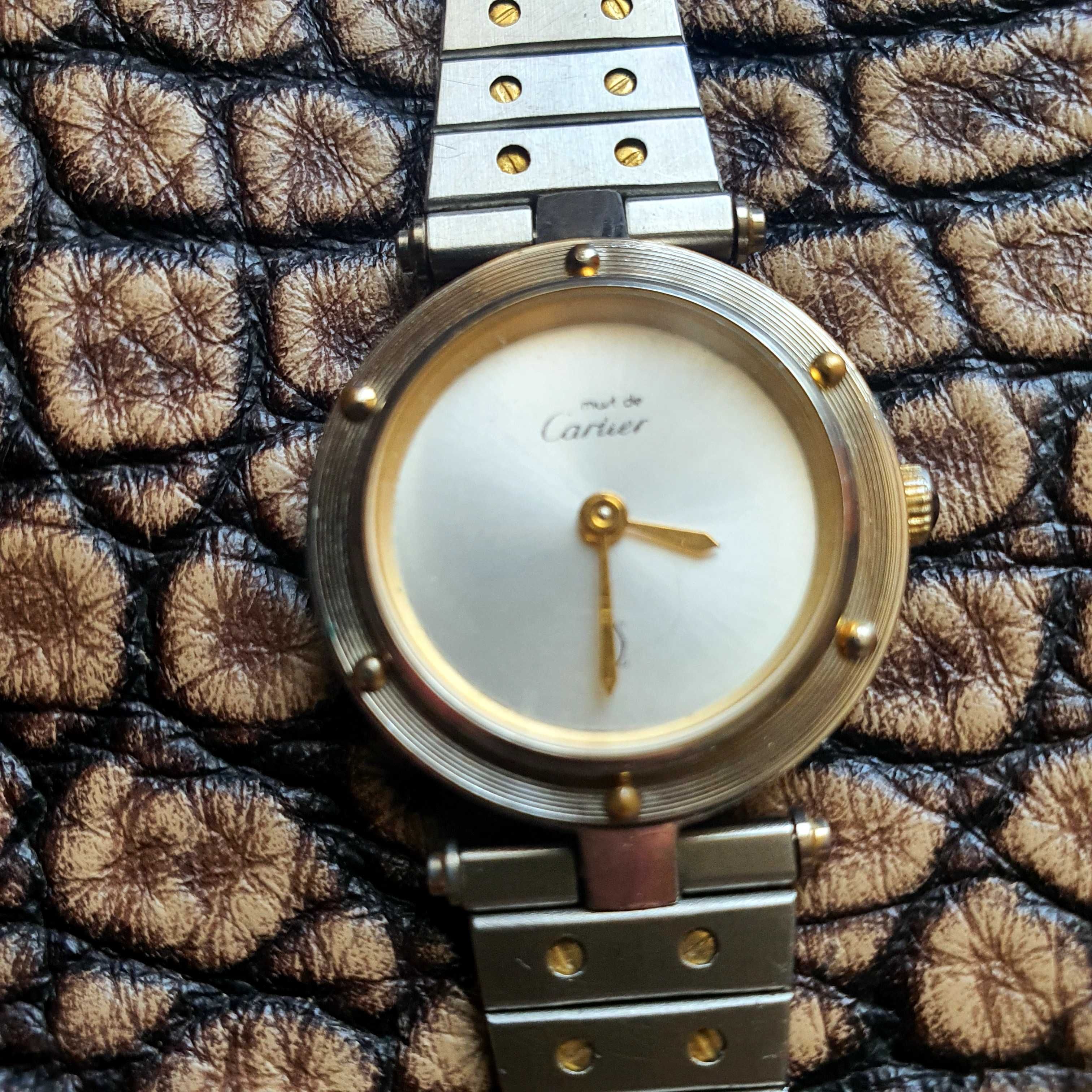 CARTIER  часы женские
