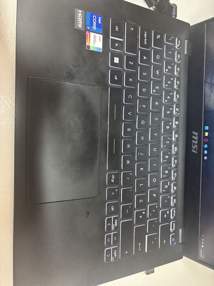 Portátil MSI Modern 14 C13M como novo