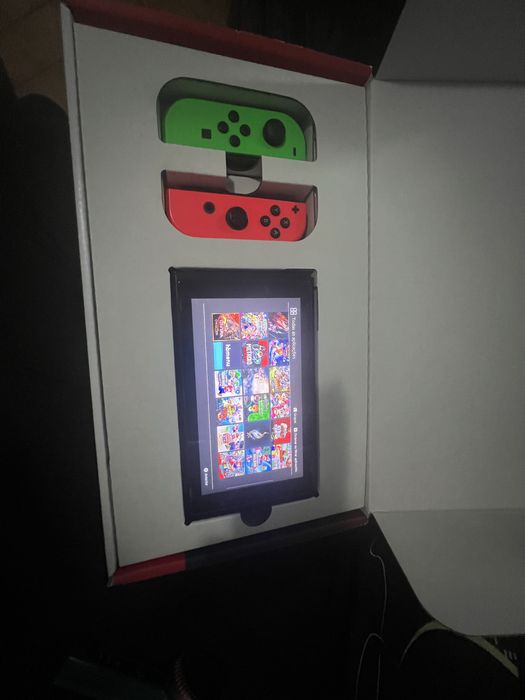 Nintendo switch v1 +256gb 20 jogos