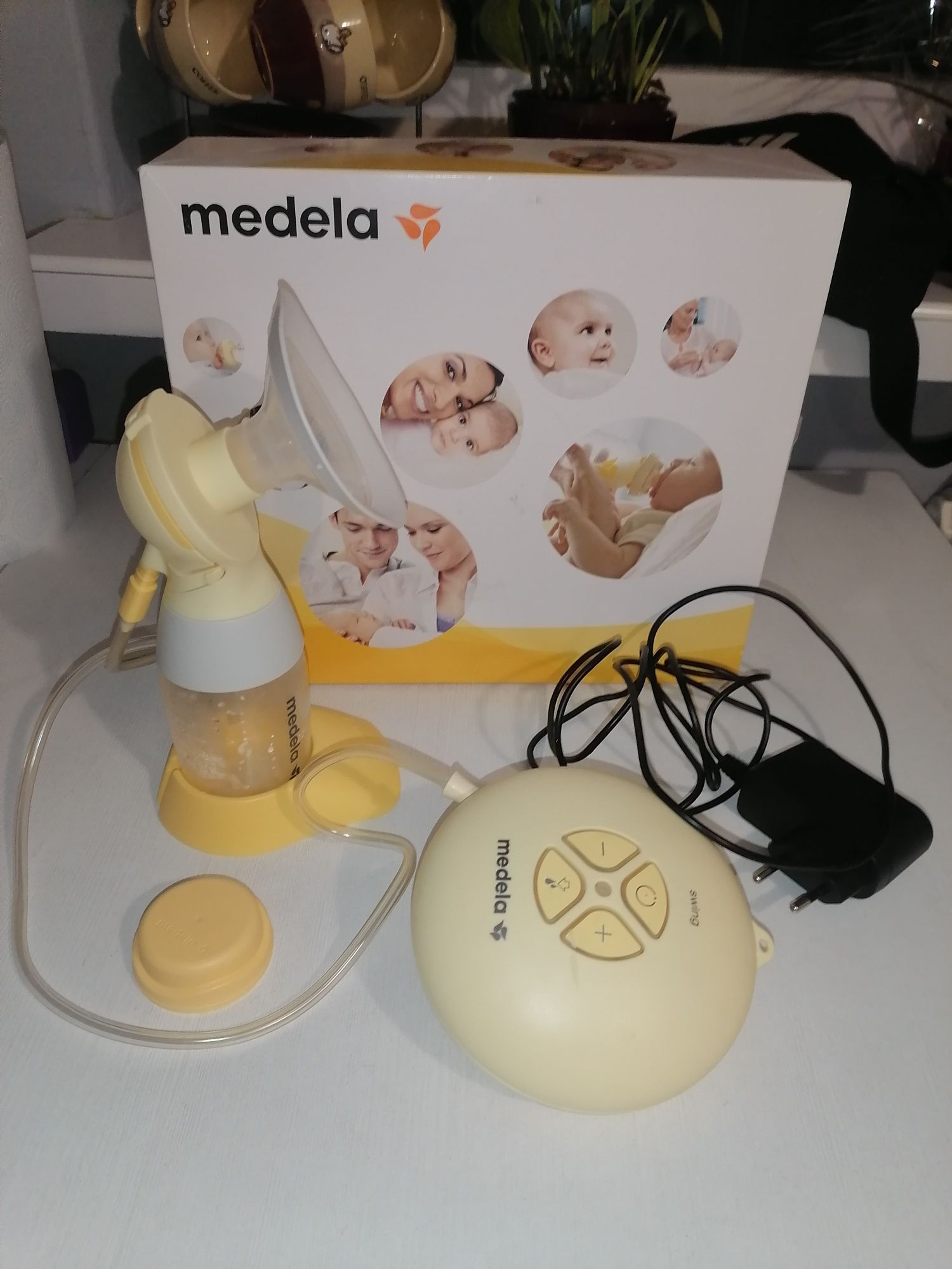 Laktator elektryczny Medela Swing Flex odciągacz pokarmu