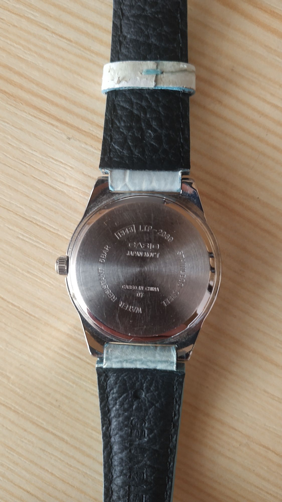 Годинник Casio LTP-2069