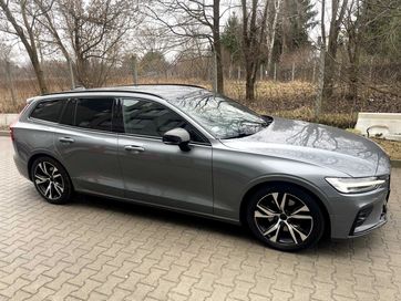 Volvo V60 B4 197KM / po leasingu  / Faktura VAT 23% / Harman&Kardon