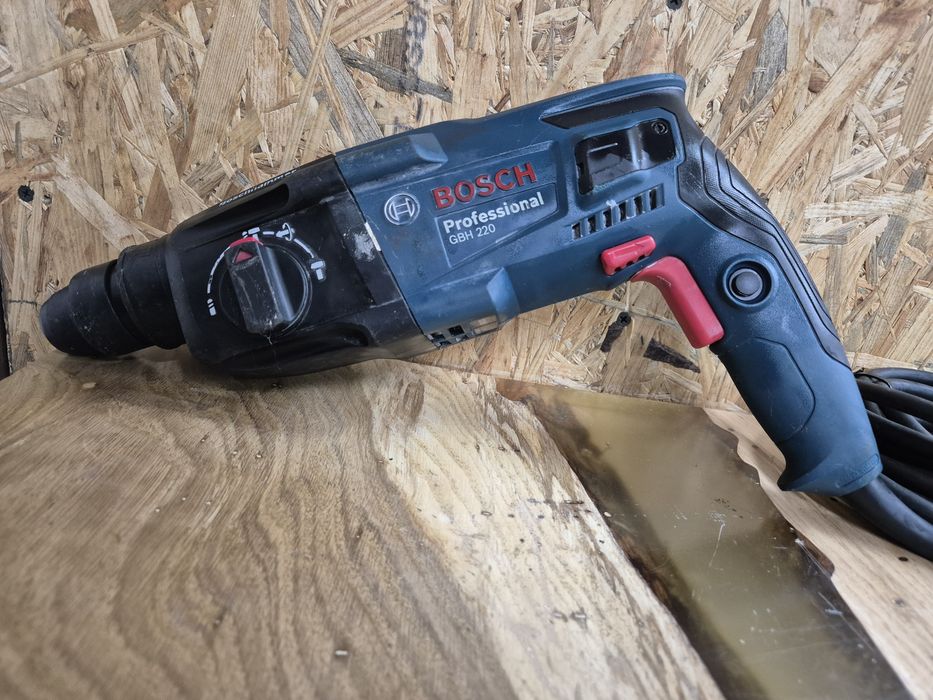 Wiertarka bosch gbh 220