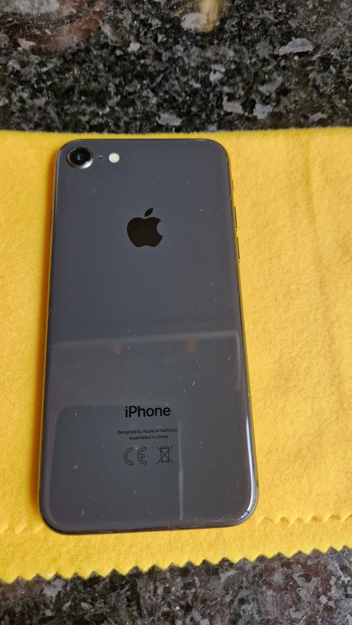 iPhone 8 256 GB Preto Como Novo