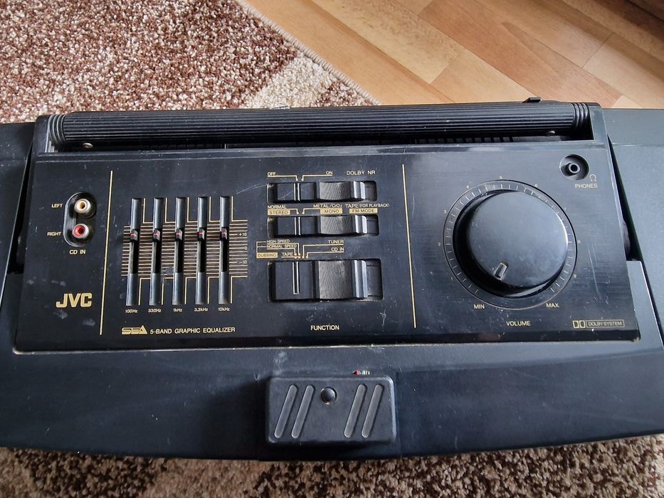 Radiomagnetofon  JVC