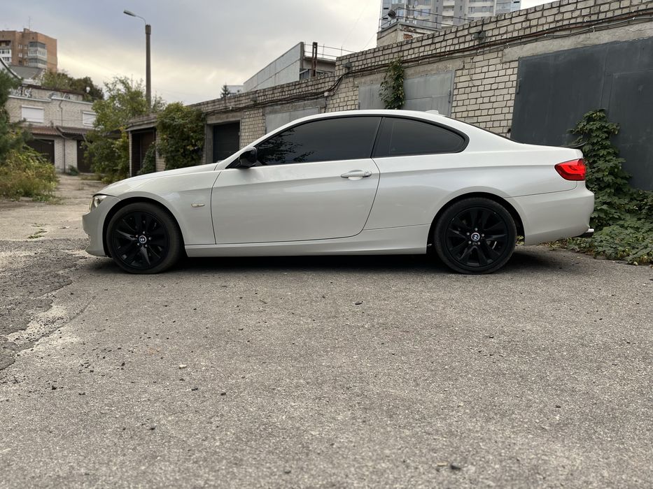 BMW 328 e92 3 series