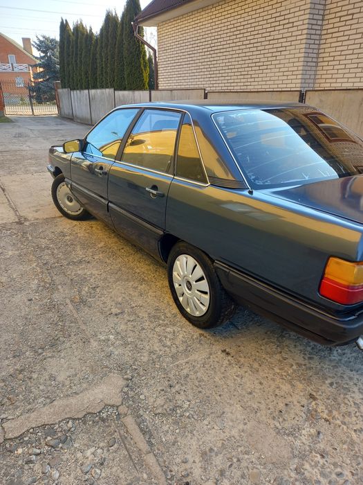 Продам aydi 100 обем 1,8 бензин газ