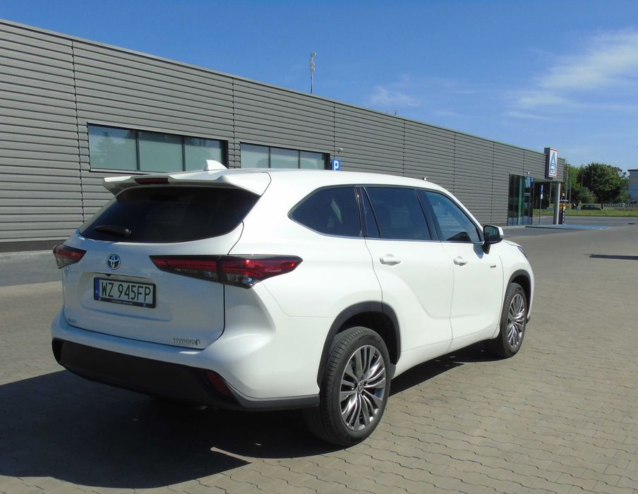 Toyota Highlander Hybryda  2,5l   Rok 2021 Sprzedam/zamienię