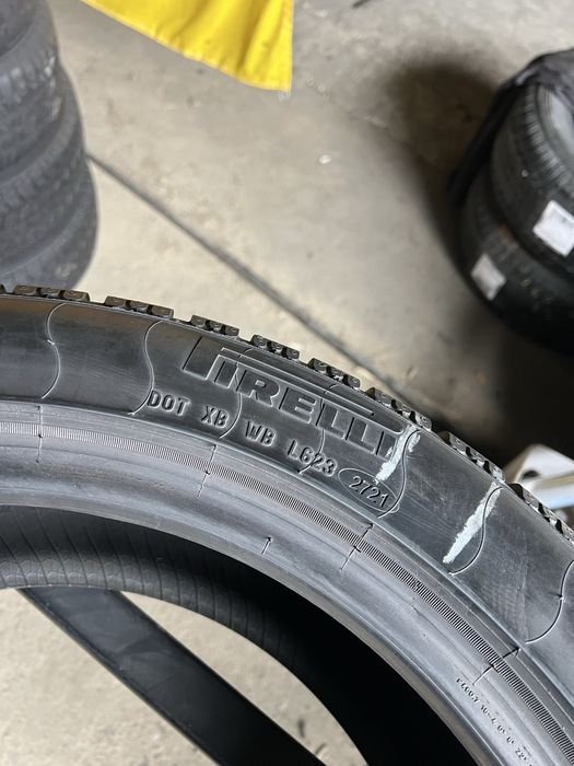 Шини 235/45 r18 Pirelli Sottozero 240 2021рік 4шт зима (1365)