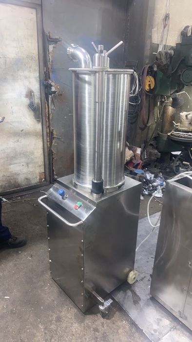 Шприц колбасный