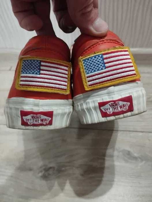 Vans Old Skool Nasa Space Voyager Firecracker size 42