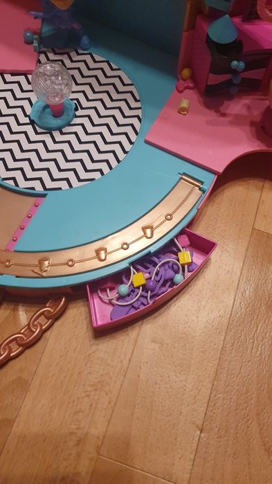 Сумка LOL  у вигляді салону краси