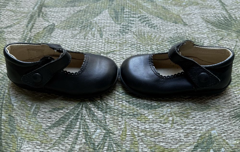 Sabrinas de menina - Mania do Pé - Tamanho 21