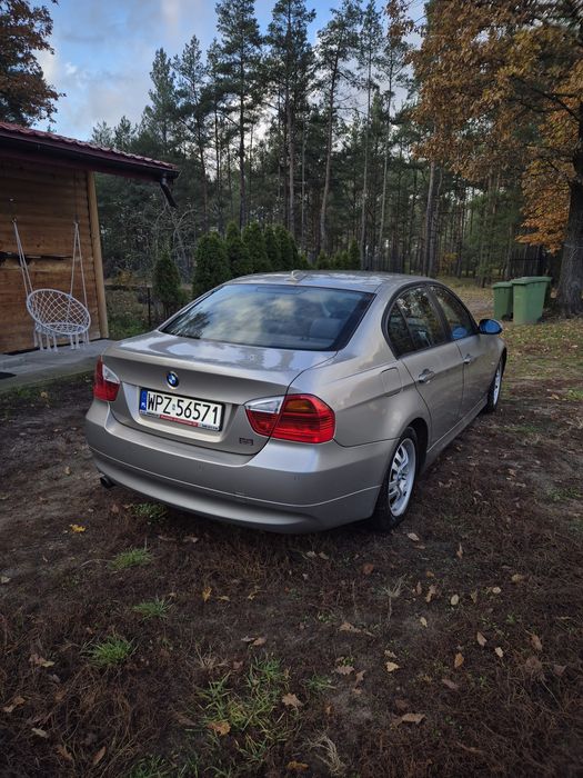 Bmw e90 2007 benzyna