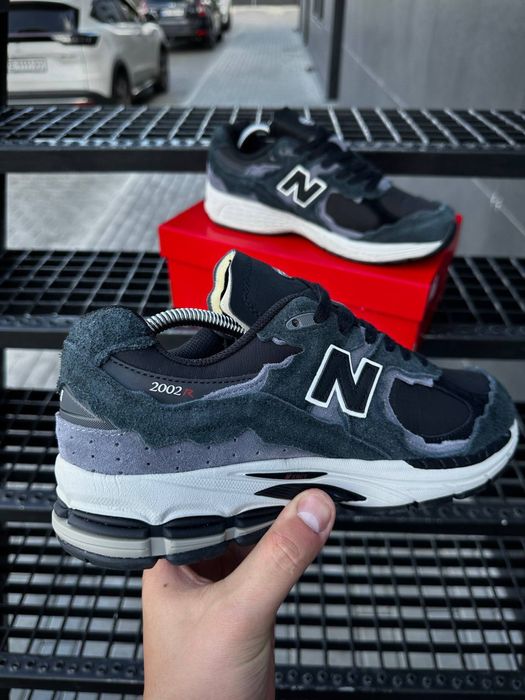 Чоловічі Кросівки New Balance 2002R
