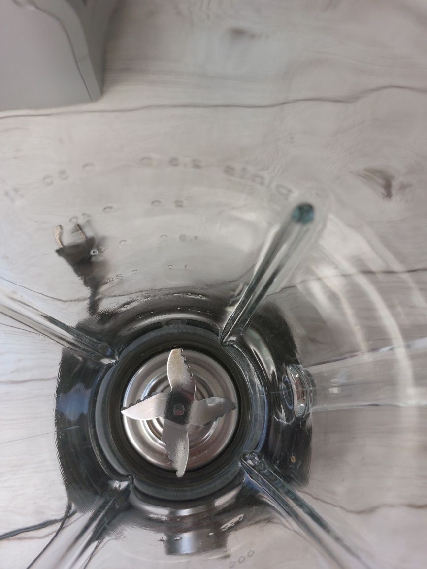 Blender kielichowy Philips 650W mikser szklana miska