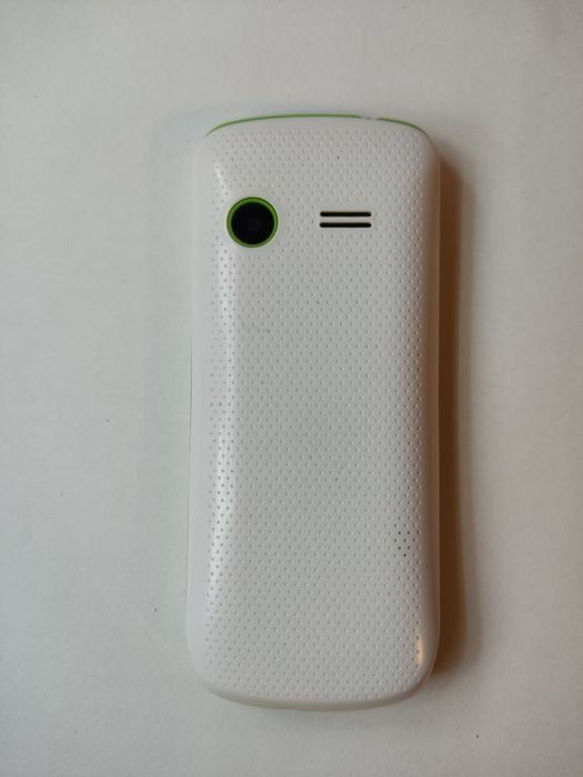 Кнопковий телефон MAXCOM MM128