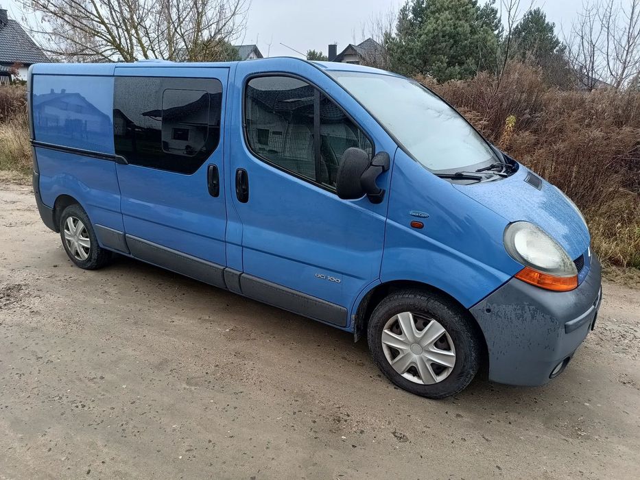 Renault Trafic  Renault Trafic 1.9 dCi 100 KM Long – klima, hak, FV 23%, 2006 r.