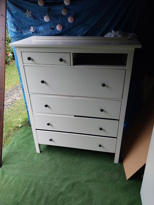 Sprzedam komodę Ikea 108 x 50 wysokość 130 cm