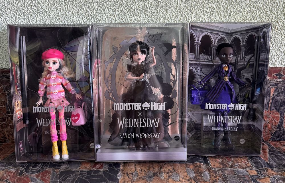 Ляльки Монстер хай Wednesday