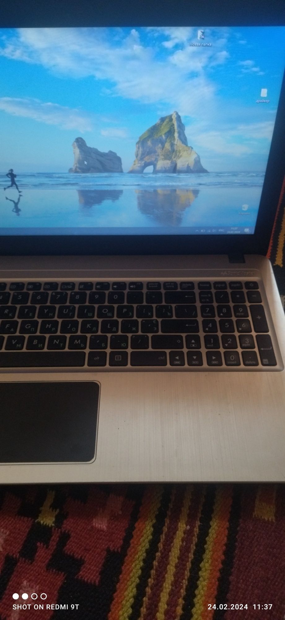 Ноутбук ASUS X540M в гарному стані