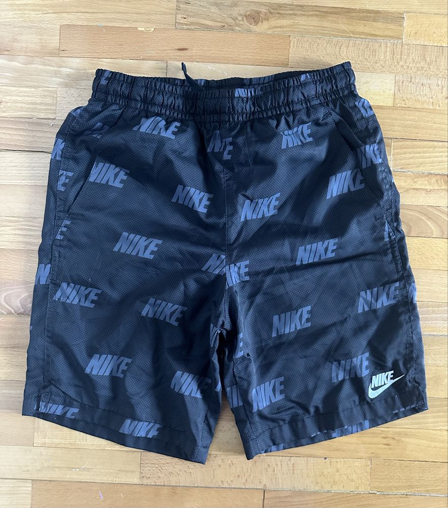 Дитячі шорти Nike