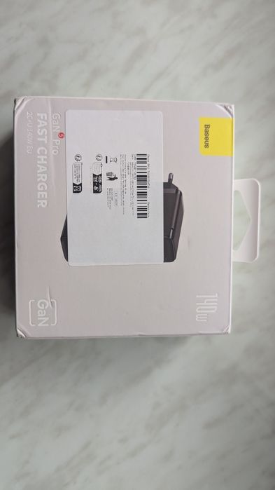 Baseus 140w зарядний блок живлення