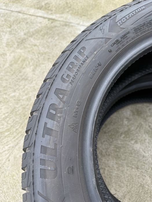 205/60/16 Good Year Ultra Grip Perfomance