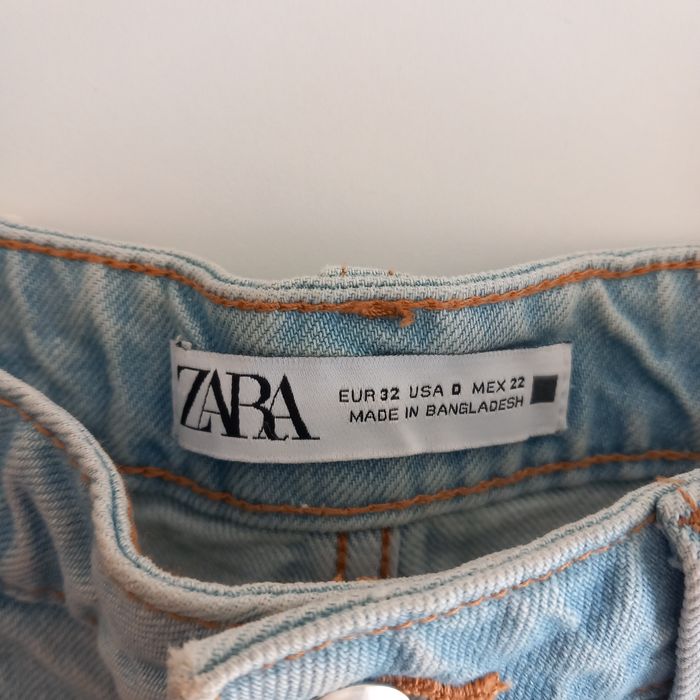 Calções da ganga da Zara