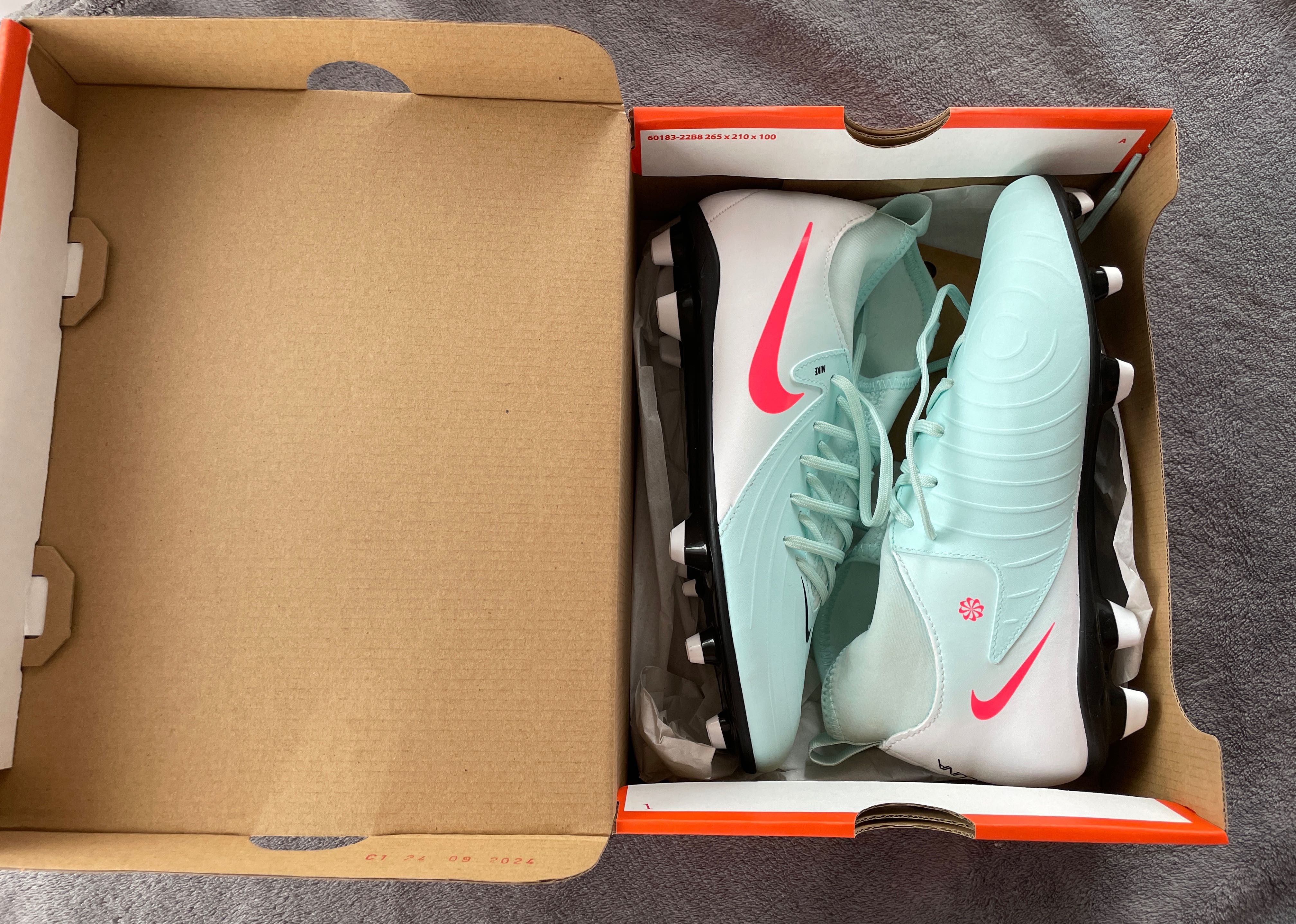 Korki piłkarskie Nike