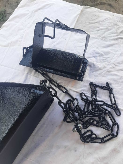 Башмак металевий для вантажних авто.