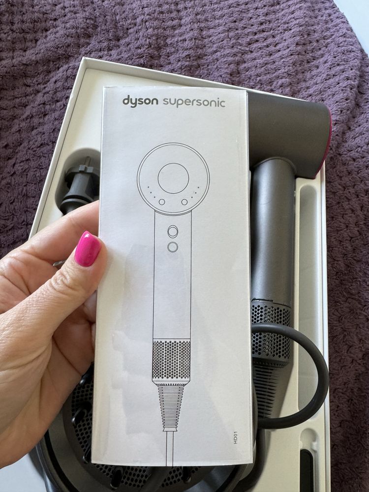 Фен Dyson Supersonic