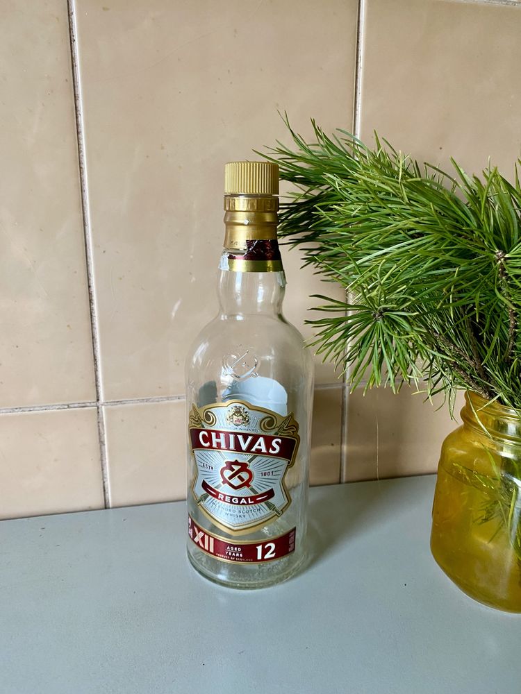 Бутылка Chivas Regal