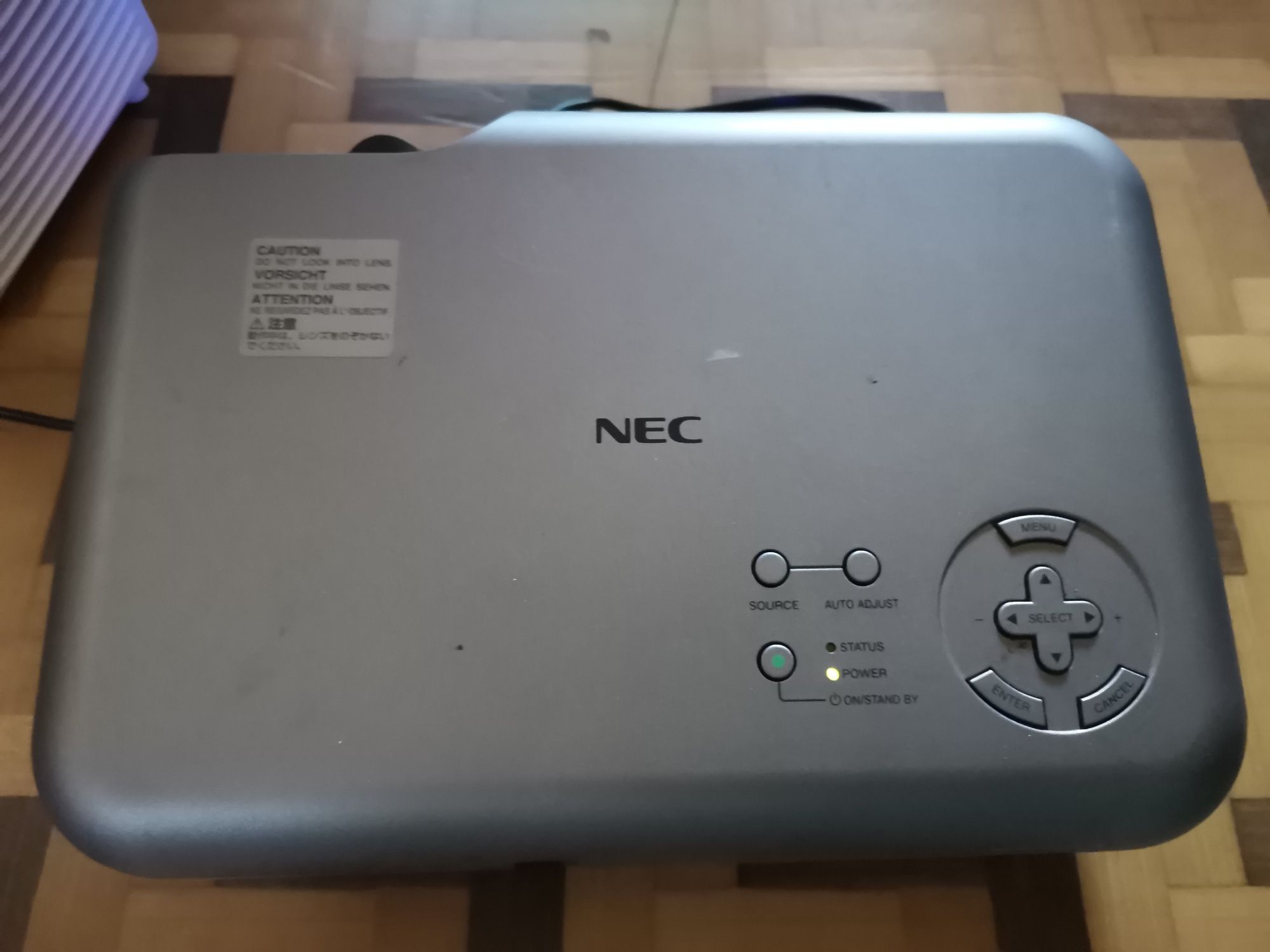Projektor NEC VT45K