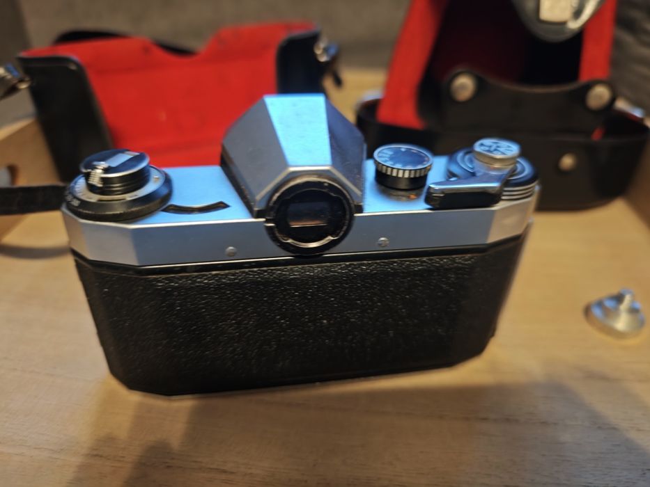 Aparat fotograficzny Praktica PL Nova 1B Carl Zeiss Jena