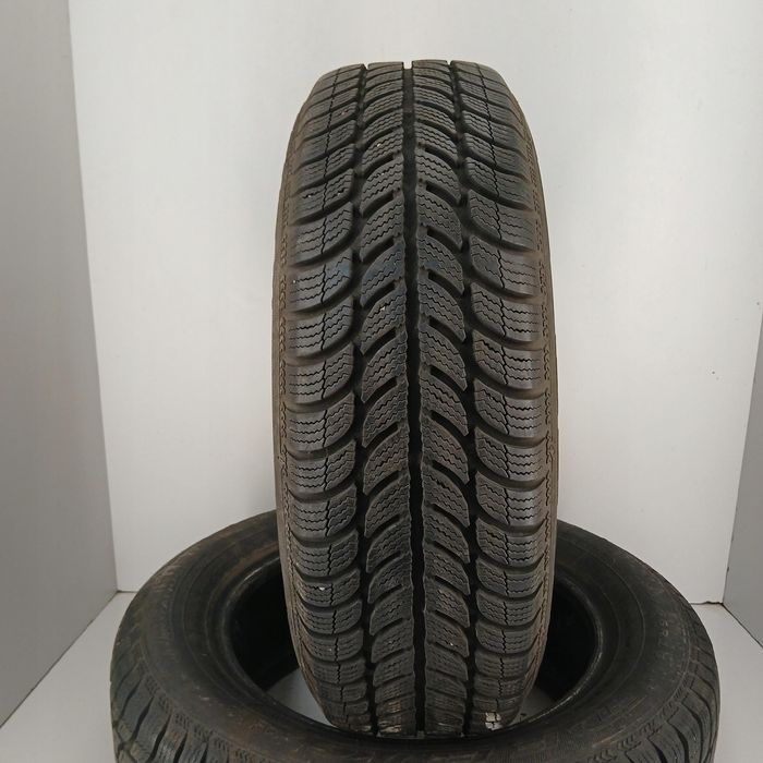 2x 185/65R15 opony zimowe Dębica Frigo 2 6mm 2022r (85959)