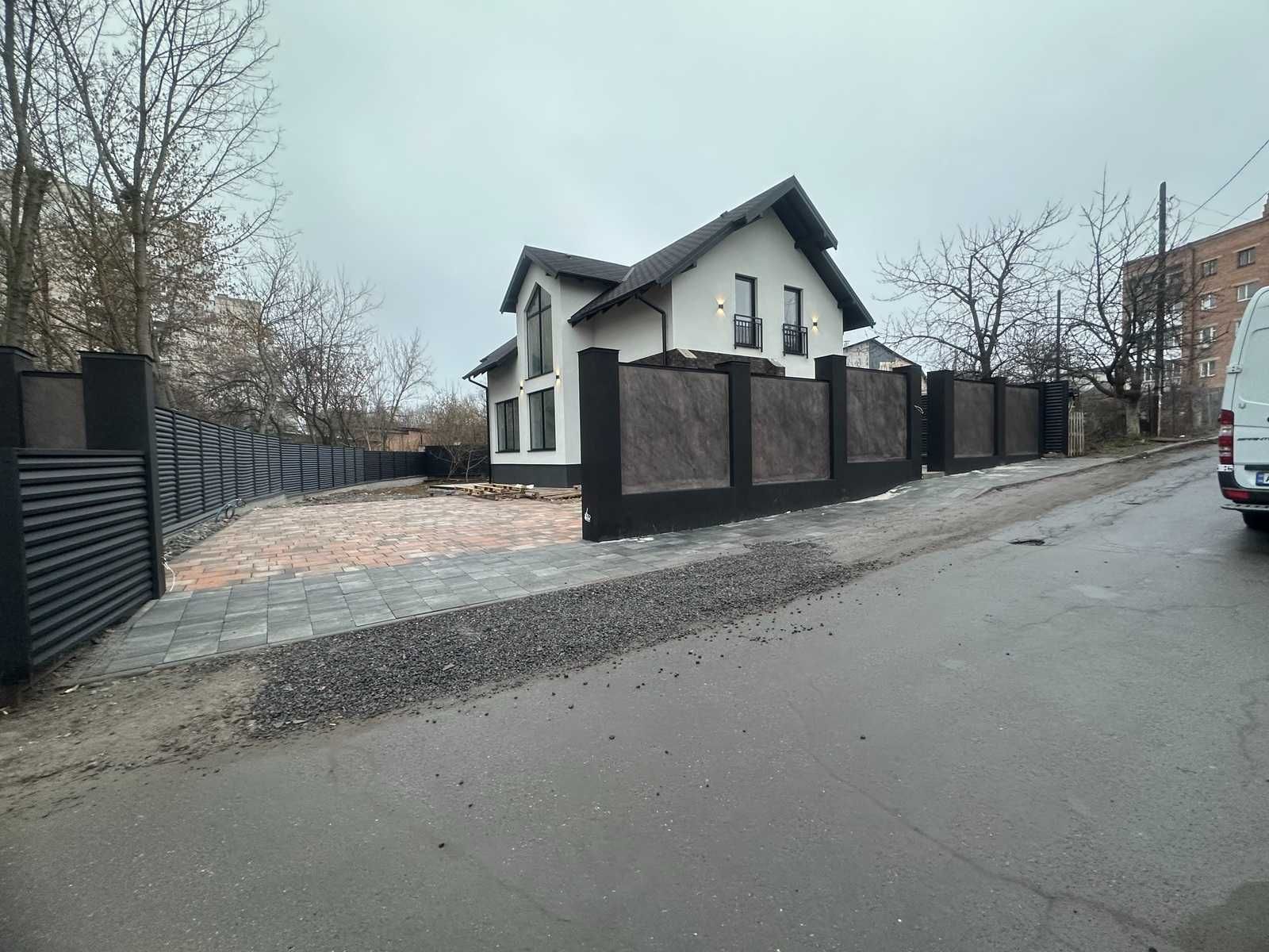 Продаж окремостоячого будинку на Брацлавській