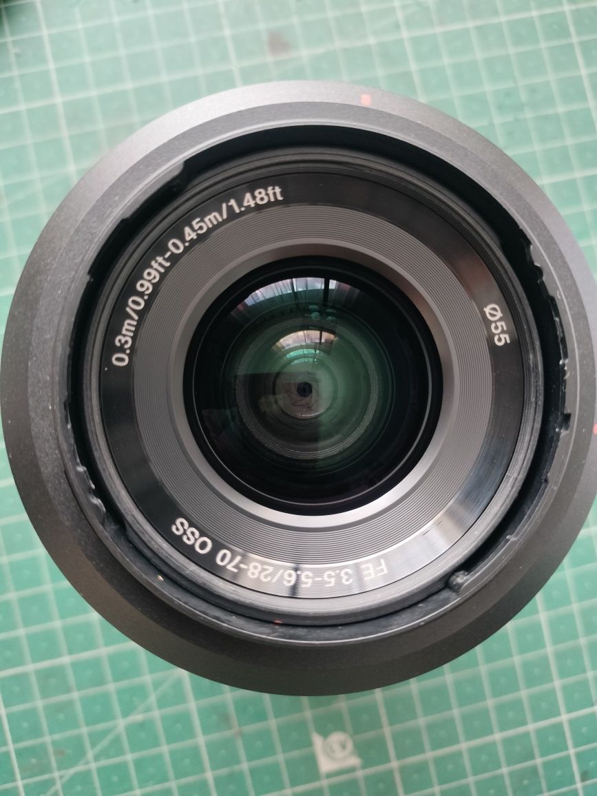 Sony 28-70mm F3,5-5,6 OSS como nova