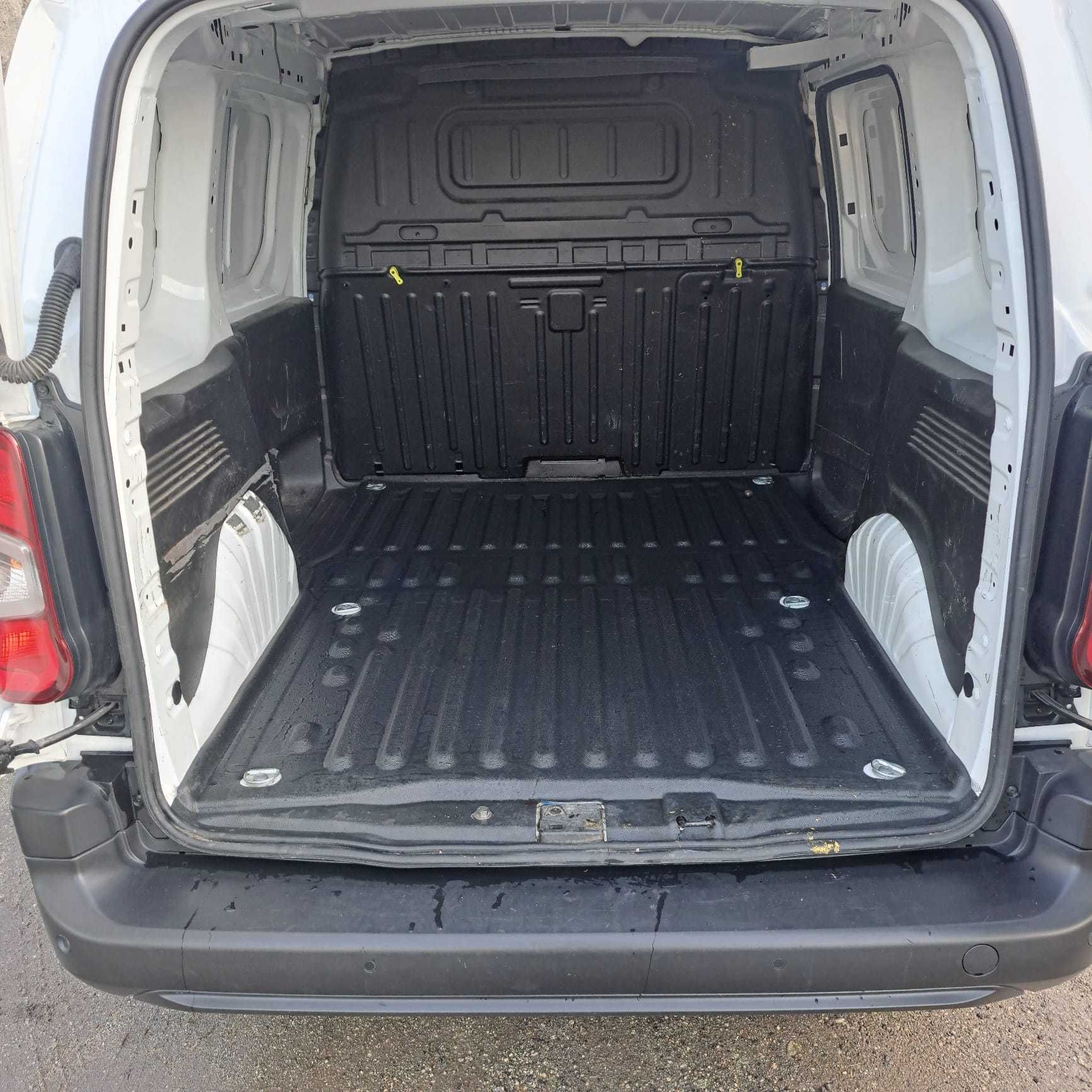 Citroen Berlingo 100cv HDI, Ano 2021 Iva Dedutivel